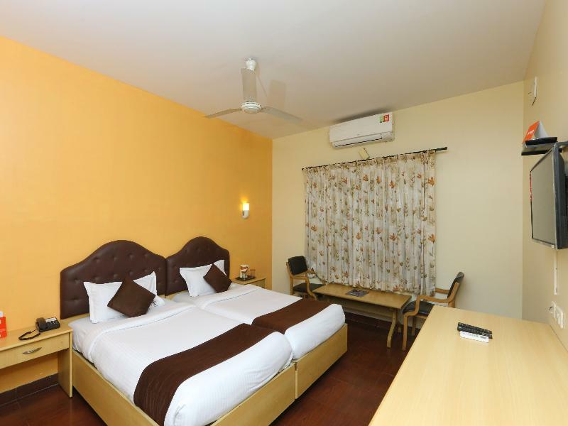 Hôtel Oyo 14933 Rpr Residency à Chennai Extérieur photo